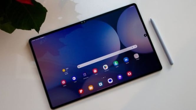 Samsung Galaxy Tab S10 Ultra vs Lenovo Yoga Tab Plus: Which Premium Work Tablet Wins?