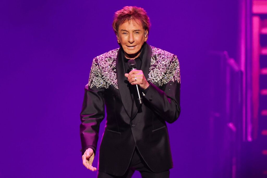 Barry Manilow Postpones Tour Dates Following Discovery of Cancerous Spot in Lung