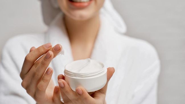 Top 5 Best Moisturizers for Acne-Prone Skin: Expert Picks for Clearer, Healthier Complexion