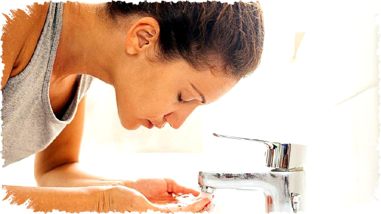 Why Dermatologists Recommend Cream or Lotion Cleansers for Healthier Skin Than Foaming Formulas