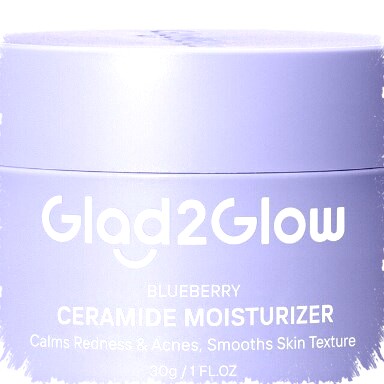 Blur Pores Naturally: 4 Effective Local Moisturizers for Smooth, Shine-Free Skin