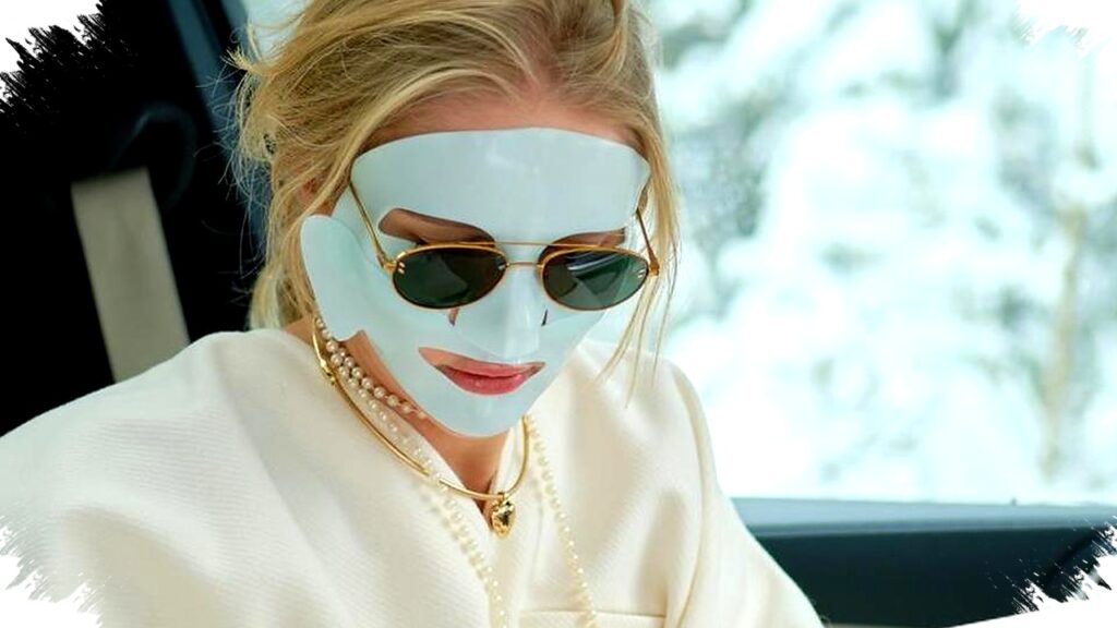 Travel-Proof Your Glow, 5 Practical Skincare Essentials That Prevent Dryness and Dullness on Long Journeys