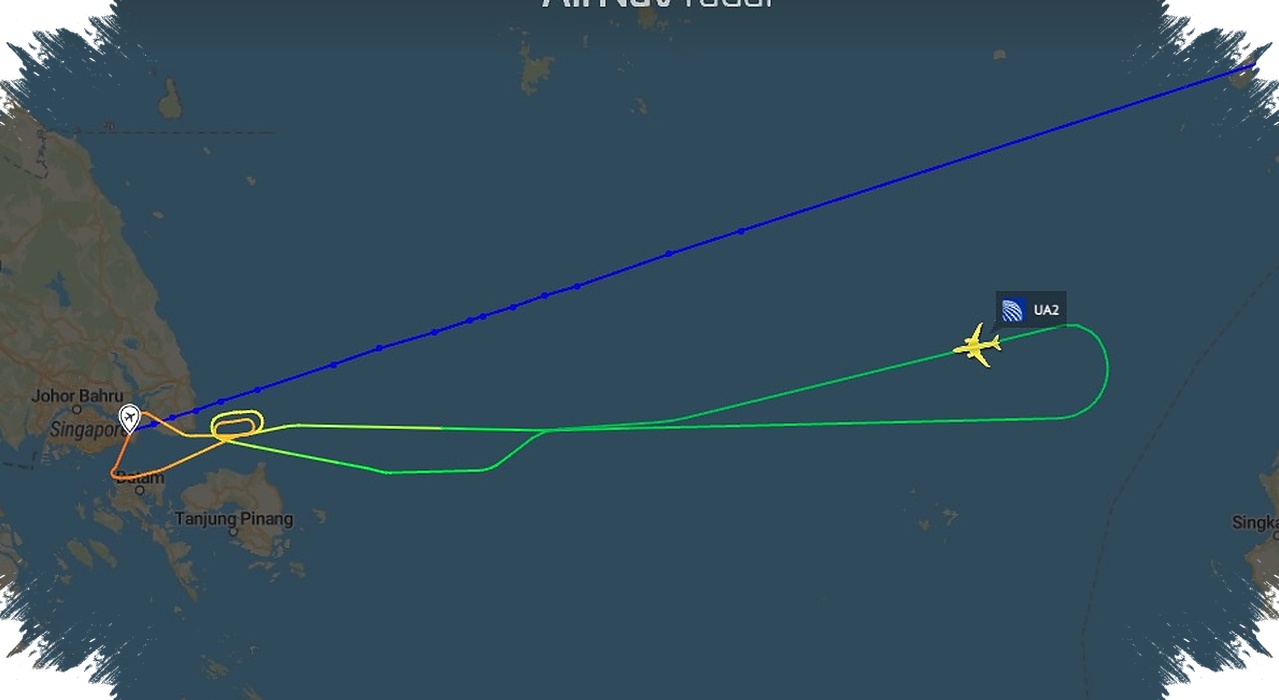 Brand-New United 787 Dumps Fuel Mid-Flight, Emergency Call Sends San Francisco Bound Jet Back To Singapore