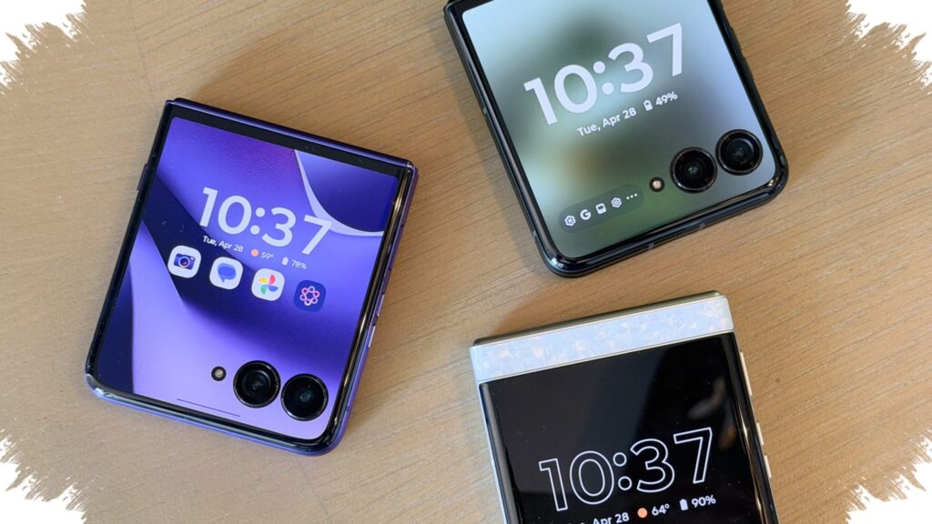 Galaxy S26 Ultra Outsmarts The Foldable Rival, But Razr Ultra 2026 Wins On Pocketability