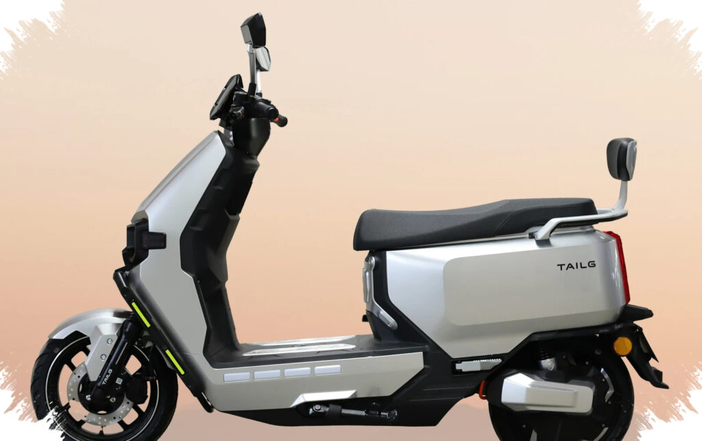 Tailg F5 Brings City Riders A Compact, Quiet Electric Scooter With Surprising Ease