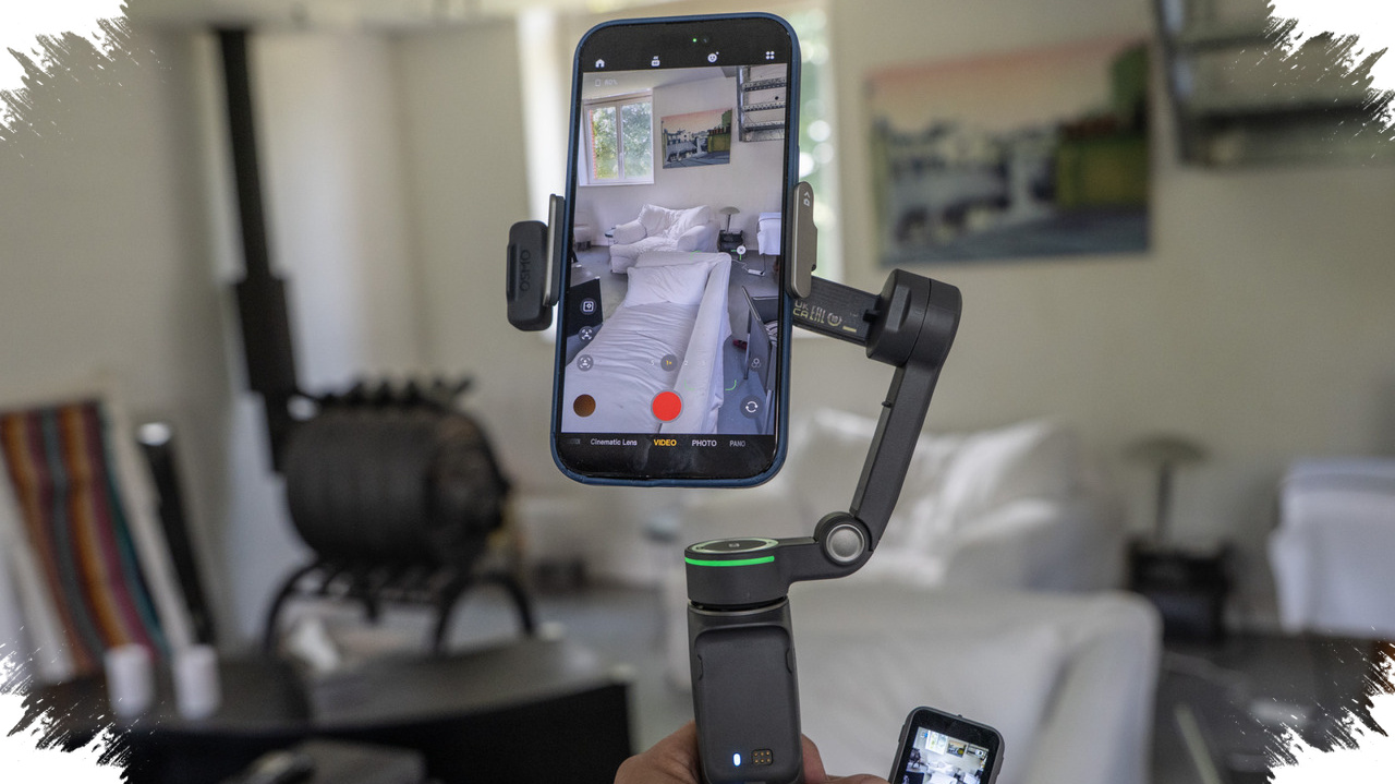 iPhone Tracking Without Extra Apps, DJI Osmo Mobile 8P Adds DockKit and AI Control