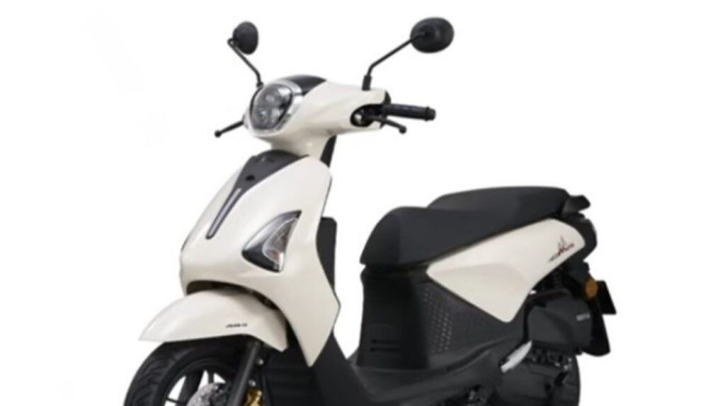 Smartphone Links, 125cc Power, and Better Efficiency Define the 2026 Honda BeAT Connected
