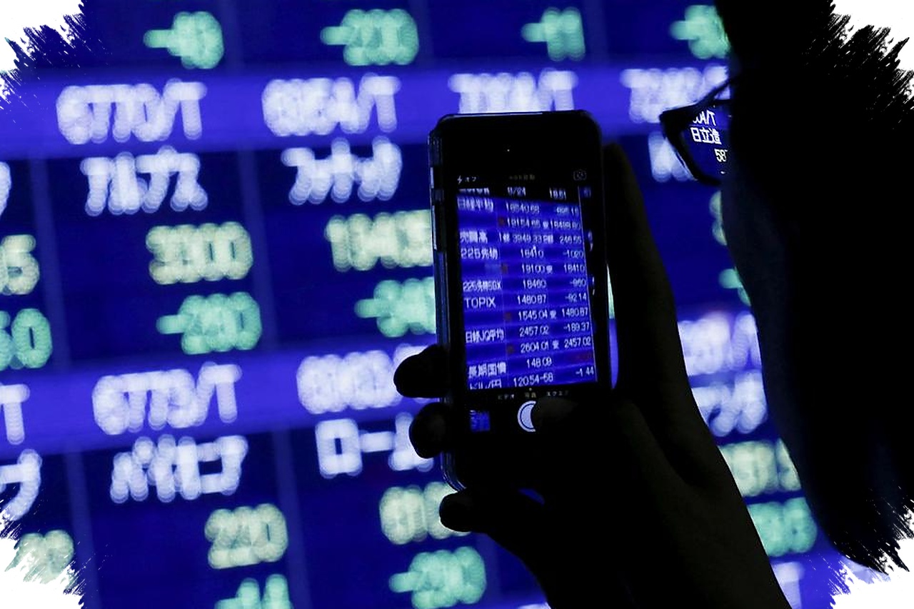 Dow And S&P 500 Slip As Oil Jumps, The AI Rally Finally Catches Its Breath