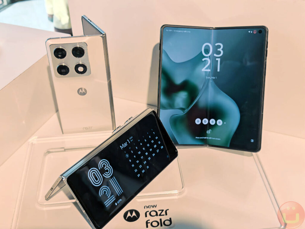 Honor Magic V5 Offers More for Less, While Motorola Razr Ultra 2026 Banks on Style