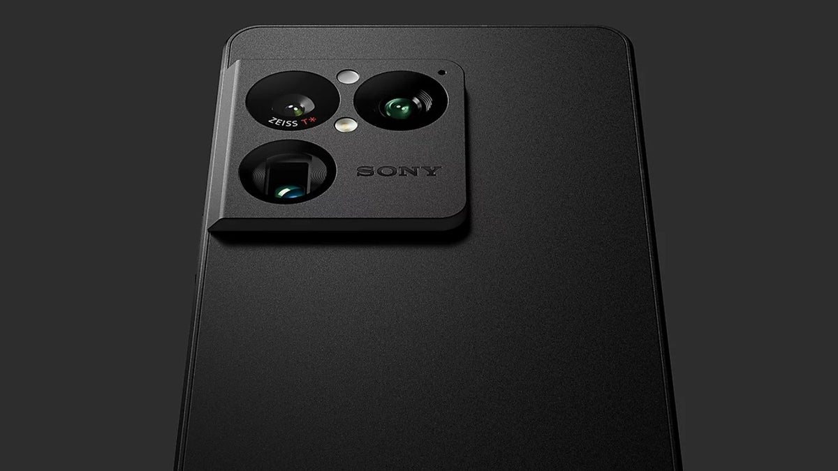 Sony Xperia 1 VIII Keeps Rare Flagship Features, From 3.5mm Jack to 48MP Cameras