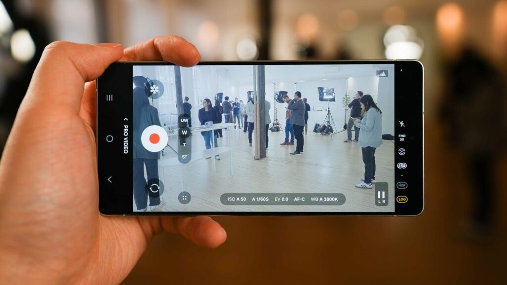 Galaxy S26 Ultra Brings Brighter Night Shots, 100x Zoom, And Gimbal-Like Video Stability