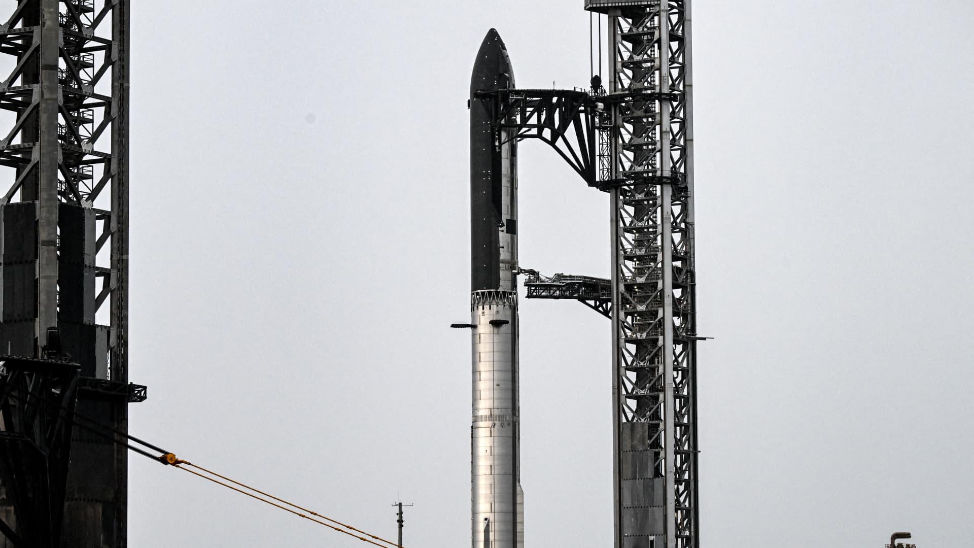 SpaceX Fever Sends NASA ETF Surging To $2.6 Billion, Retail Bets On Musk’s IPO Boom