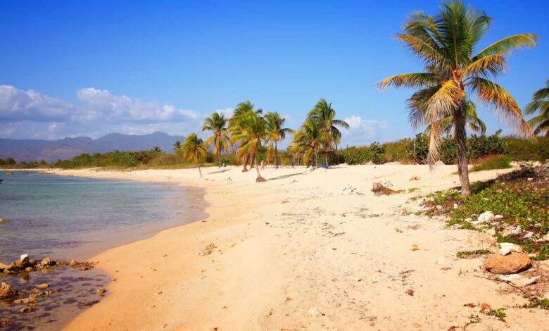Cuban Streets, Beaches, And Sunsets Turn Ordinary Photos Into Natural AI Travel Scenes