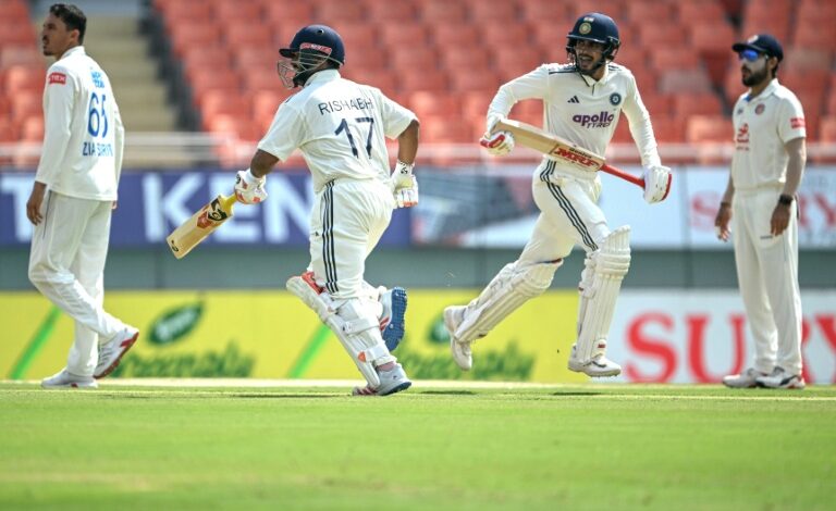 India Declare At 564-8, Saleem’s Six-For Exposes Afghanistan’s Missed Chances