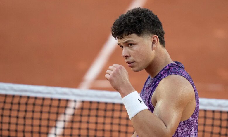 Shelton Enters Wimbledon as the Clear Favorite, But the Set Spread May Be the Real Play