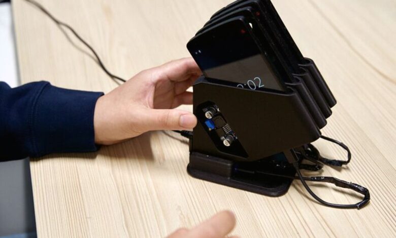 Old Smartphones Could Cut Campus Server Costs, Google’s Unusual Idea Takes Shape