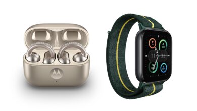 Motorola Bets on Battery Life, Moto Watch and Moto Buds Loop Target Busy Users