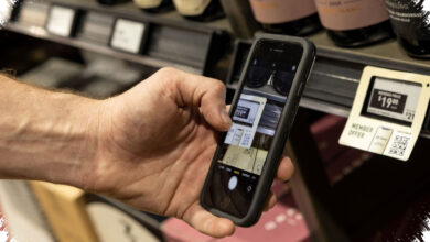 AI Demand and Dollar Pressure Keep Smartphone Prices Elevated, Possibly Through 2027