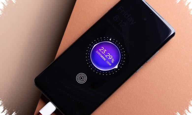4 OnePlus Features That Keep Users Hooked, Fast Charging to Long Battery Life