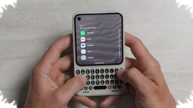 Clicks Communicator Hides a Fingerprint Sensor in the Spacebar, and the Back Cover Comes Off