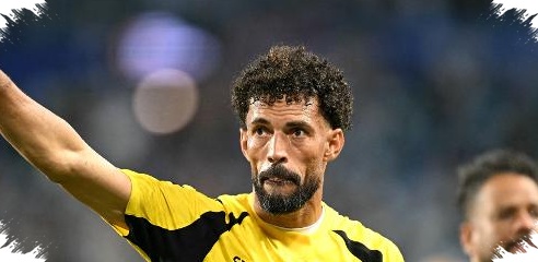 Vozinha Stuns Against Messi, and Says a Move to Brazil Would Suit Him
