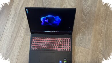 Ultra-Light at 975 Grams, This Lenovo Still Runs AAA Games