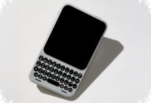 Clicks Communicator Brings Back the BlackBerry Feel, With Headphone Jack and Physical Keyboard