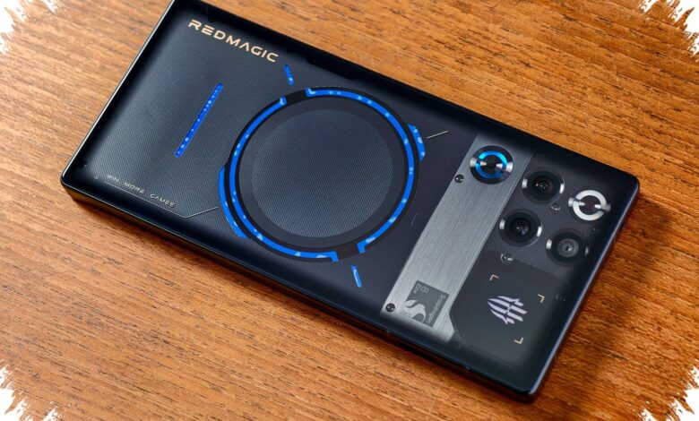 REDMAGIC 11S Pro Packs Console-Style Gaming Into a Pocket-Ready Phone