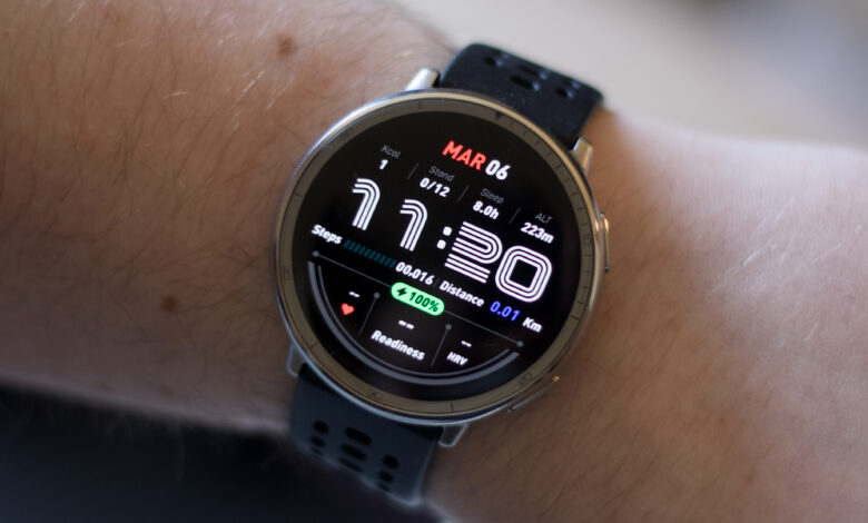 3 Compact Smartwatches That Make a Bigger Budget Look More Worth It