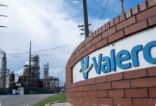 3 Dividend Stocks Wall Street Likes for Income and More Upside