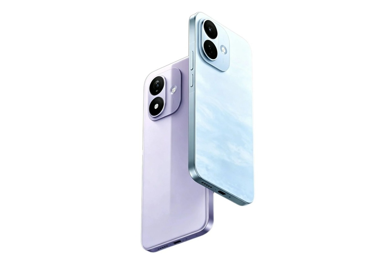 Redmi Note 17 Breaks the Mold With a 7-Inch OLED and 8,000mAh Battery