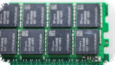 RAM Shortage Starts Hitting PCs, Shipments Fall for the First Time in 2 Years