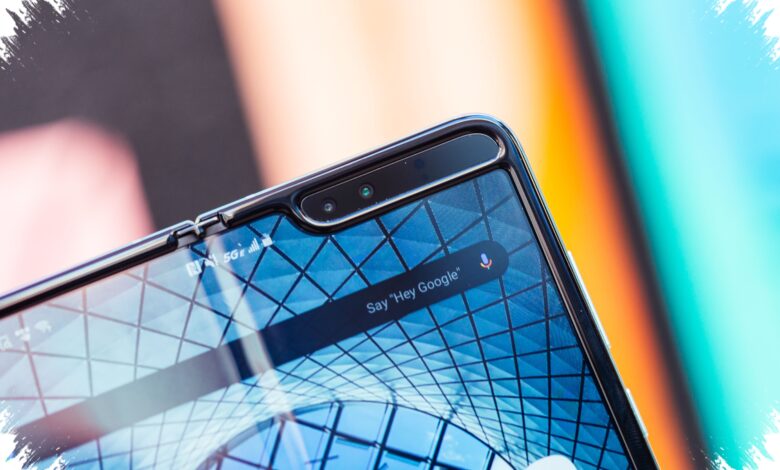 Foldable Phone Crease Is Still Hard To Erase, A New Panel Design May Change That