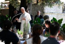 Pope Leo Brings Hunger for Justice to Castel Gandolfo Lunch with the Poor