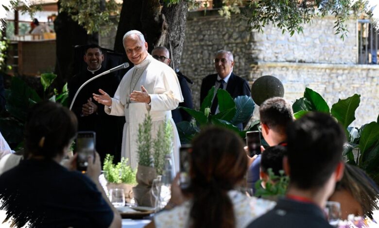Pope Leo Brings Hunger for Justice to Castel Gandolfo Lunch with the Poor