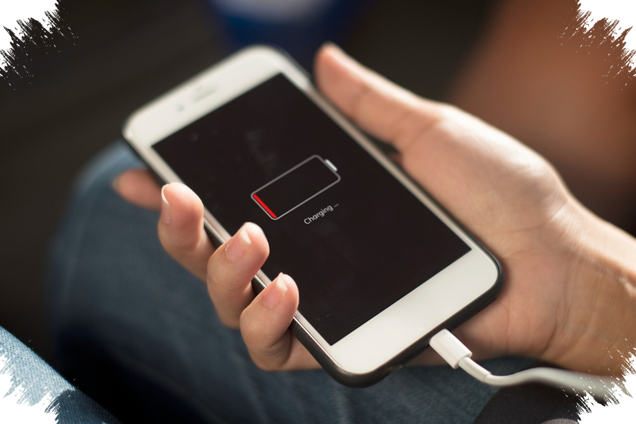 5 Hidden Habits That Can Wear Out Your Phone Fast, and Most Users Miss Them