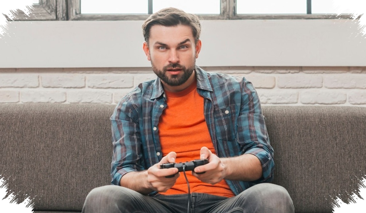 Argamal Quietly Watches Adult Game Players, Then Turns Devices Into Remote Targets