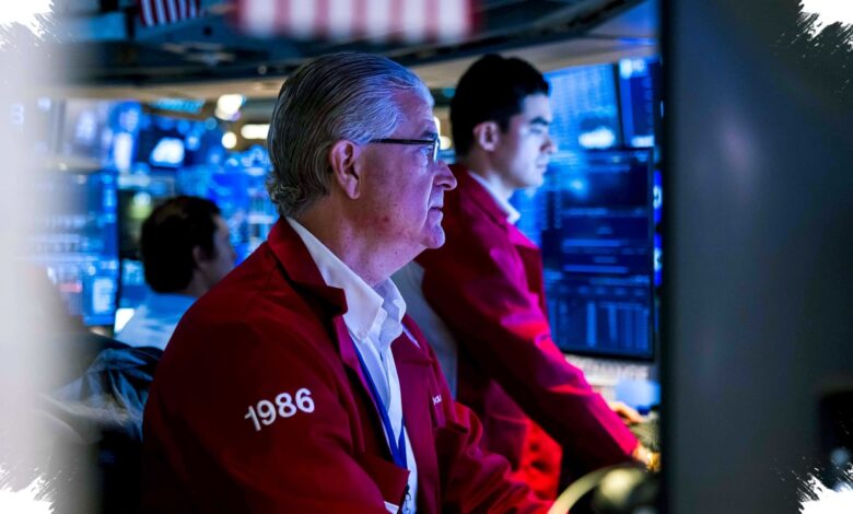 Stocks Slide as Trump Reignites Iran Shipping Blockade, Oil Spikes Above $75