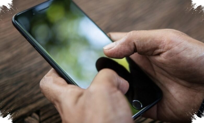 Why Restarting Your Phone Still Matters, and the Best Time to Do It