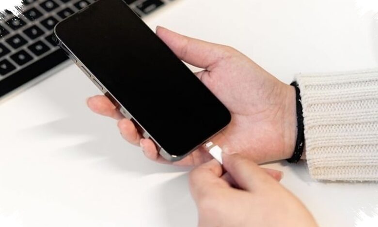 Charging to 100 Percent Is Not Always Best, the Battery Habit That Matters More