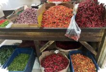 Relocation Rumors Leave Lubuk Linggau Chicken Sellers Waiting for Clear Orders