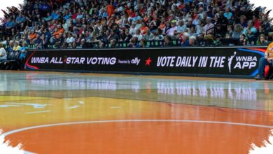 Teresa Weatherspoon and Cynthia Cooper Set Up A-Star WNBA All-Star Split