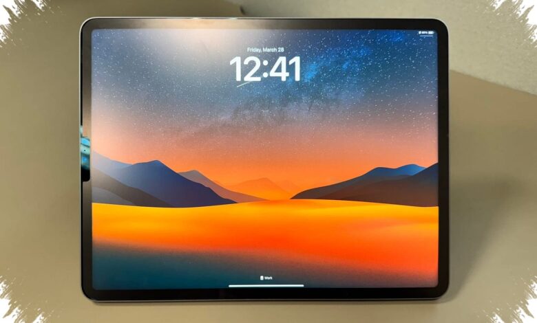 Matte or Glossy, Tablet Screens Now Make a Bigger Difference for Older Eyes