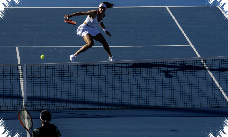 Korneeva Clears Ito in Straight Sets, Making a Strong Start in Athens