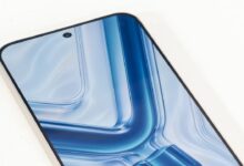 Vivo Y500 Pairs an 8,100 mAh Battery With 44W Charging for Busy Days