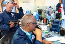 Oil Surge and Chip Sell-Off Put Wall Street on Edge Ahead of Big Tech Earnings