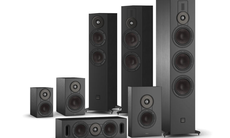 Moondrop MM3A Uses Curved Cabinet Design to Rein In Desktop Bass