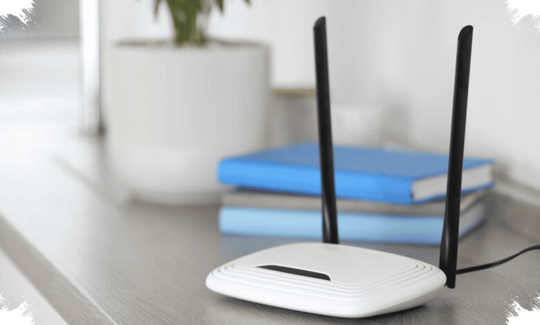 4 Household Objects That Can Weaken WiFi Signals, Including Mirrors and Aquariums